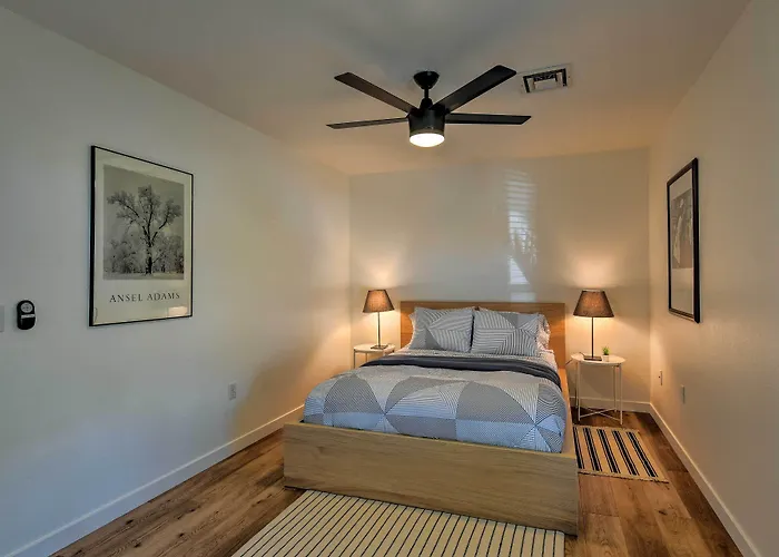 Ferienhaus Updated W/ Spacious Backyard & Fire Pit! Mesa